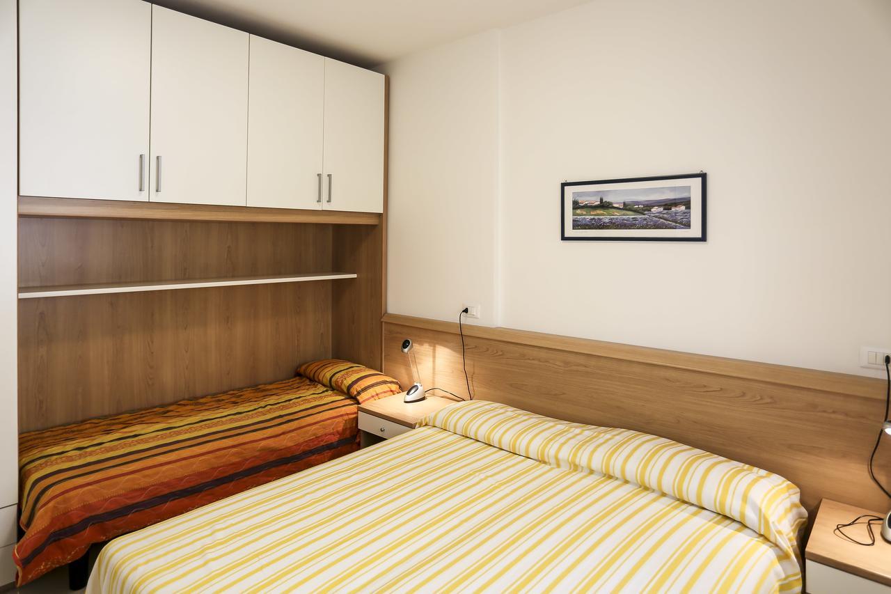 Ca' Mira Apartments Каорле Экстерьер фото